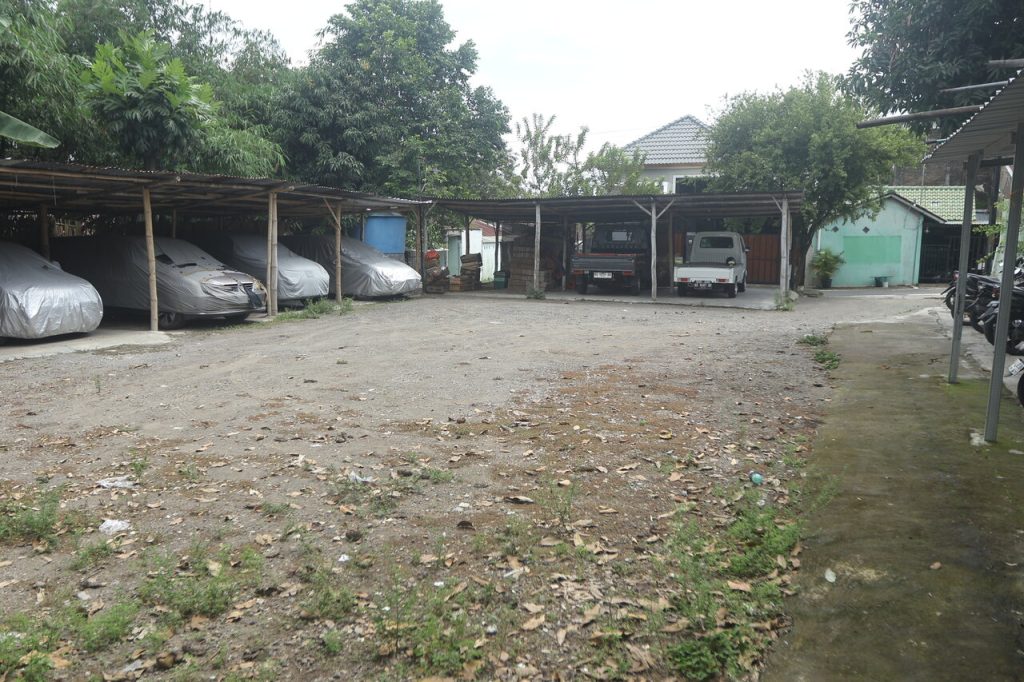 Lapangan Parkir SD Mojosongo