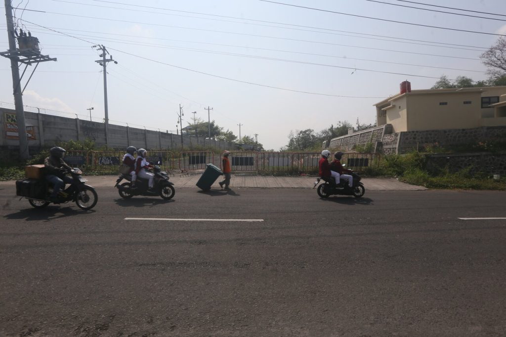 Lahan Selatan Waterpakr Jebres