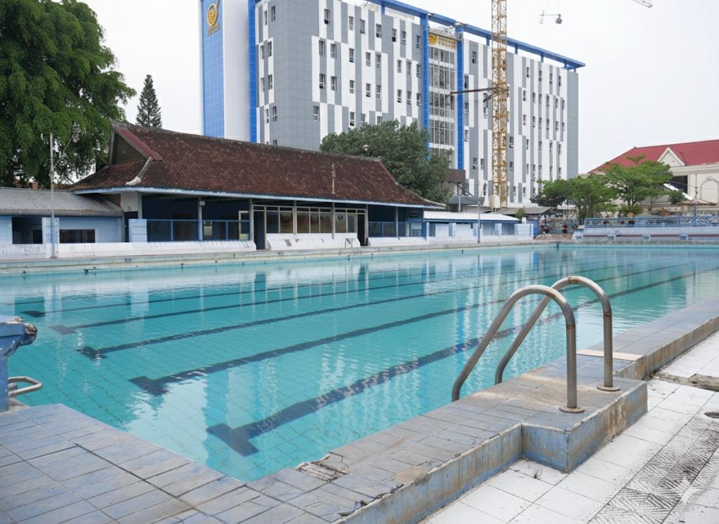 Kolam Renang Tirtomoyo Jebres
