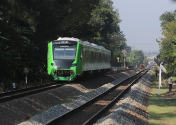 Membandingkan Tarif 4 Kereta Bandara di Indonesia