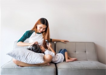 Anak Main Gadget, Ini Batasan Waktu Idealnya
