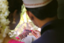 Risiko di Balik Pernikahan Sedarah