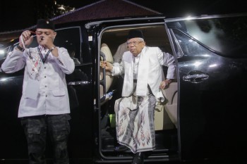 Ma’ruf Amin dan Sarung Premiumnya
