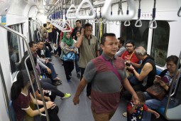 Proyeksi Penduduk saat 100 Tahun Indonesia Merdeka