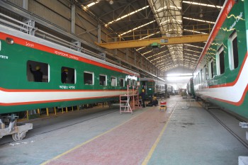 Pabrik Kereta Api Raksasa, Bisakah Hempaskan Ambisi China?
