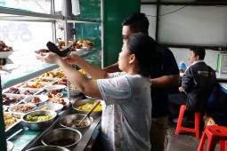 Alasan Kaum Urban Makan di Warteg, Soal Menu atau Harga?