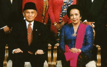 Menyeimbangkan Kecerdasan dengan Perasaan Seperti B.J. Habibie