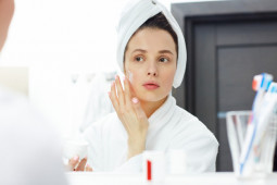 Bikin Wanita di California Koma, Ini Bahaya di Balik Merkuri pada Kosmetik