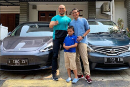 Harta Rp5 Triliun, Ini Alasan Sandiaga Uno Pakai Grand Livina Rp100 Juta