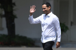 Mendikbud Nadiem Makarim Geber Teknologi, Guru Siap?