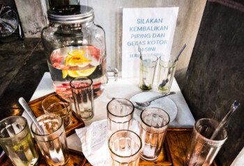 Melawan Gagal Paham di Restoran Self Service