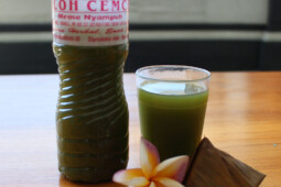 Loloh Cemcem, Minuman 6 Rasa dari Desa Adat Terbersih Sedunia