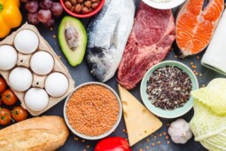 Kesadaran Pentingnya Vitamin dan Beragam Makanan Sumber Energi