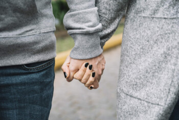 Menelisik Kepuasan Pernikahan saat Istri Lebih Tua dari Suami