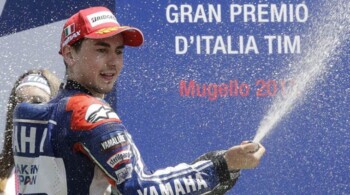 Nyatakan Pensiun, Begini Perjalanan Karier Jorge Lorenzo