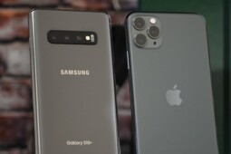 Smartphone Flagship Tercanggih 2019 dan Info Penting yang Perlu Anda Ketahui