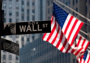 Konspirasi Dua Bos Wall Street di Balik Black Friday