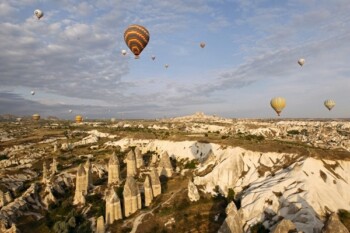 Indahnya Cappadocia, Tempat Honeymoon Mantan Suami Mommi Asf si Layangan Putus