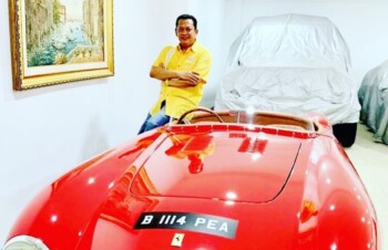 Mengintip Koleksi Mobil Mewah dan Moge Bambang Soesatyo