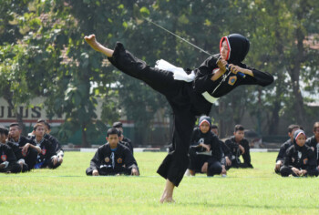 Sama-Sama Warisan Dunia, Beda Pencak Silat Indonesia & Silat Malaysia