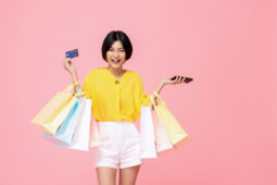 Cara Aman Transaksi Pakai Kartu ATM & Mobile Banking