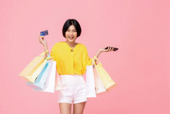 Cara Aman Transaksi Pakai Kartu ATM & Mobile Banking