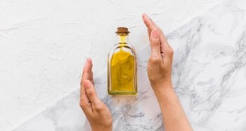 Mapala Harus Tahu, Begini Cara Bikin Minyak Komando Sendiri