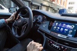 5 Fitur Canggih Mobil yang Tak Cocok untuk Kondisi di Indonesia