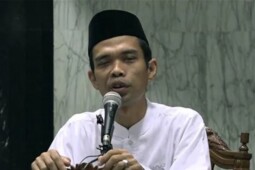 Perjalanan Cinta UAS dan Sang Mantan Istri Hingga Berujung Cerai