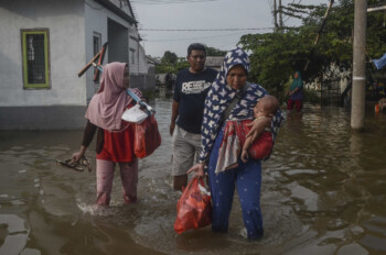 Mengintai Seusai Banjir, Ini yang Harus Diketahui soal Leptospirosis