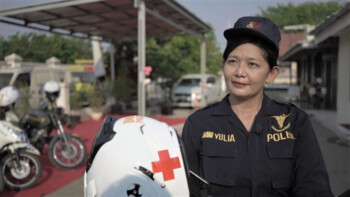 Nani Yulia, Brexit, dan Ambulans Motor