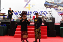 Iwan Suprijanto Kerja dalam Senyap & Tak Mau Jadi Superman