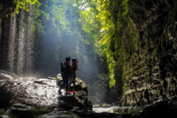 Misteri dan Erosi Green Canyon Pangandaran
