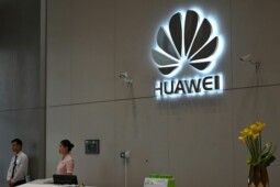 Tomtom, Alternatif Huawei Gantikan Google Maps