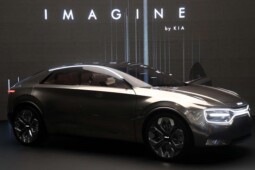 Menengok Konsep Ekosistem Mobil Listrik Kia