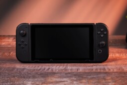 Urusan Konsol Portabel, Nintendo Switch Menang Tanpa Perlawanan
