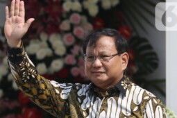 Menakar Predikat Menhan Prabowo Sebagai Menteri Terbaik