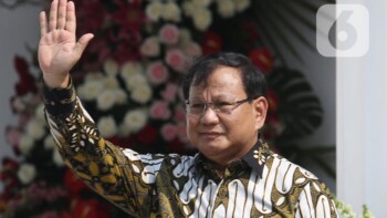 Menakar Predikat Menhan Prabowo Sebagai Menteri Terbaik