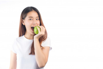 Makanan Ini Bisa Bantu Atasi Penuaan Dini Akibat Paparan Sinar UV