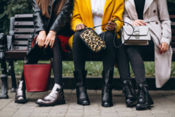 Tak Selalu Harus Dicuci, Ini Bahan untuk Atasi Bau Pada Sepatu
