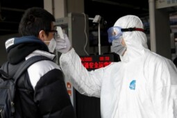 Kisah Pilu Perjuangan Petugas Medis Virus Corona