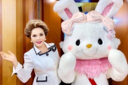Tak Hanya Dewi Sukarno, Ini Sederet Youtuber Lansia dari Berbagai Negara