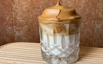 Ada Macam-Macam Varian, Ini Cara Mudah Bikin Dalgona Coffee di Rumah