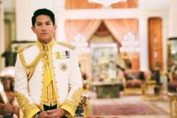 Tak Hanya Dalam Dongeng, Ini 5 Pangeran Tampan di Dunia Nyata