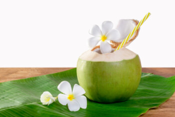 Mengungkap Khasiat Air Kelapa Jika Diminum Selama 7 Hari