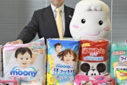 Kisah Takahisa Takahara, Berharta Rp91,6 Triliun berkat Pampers Bayi