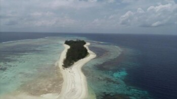 Tak Hanya Pulau Malamber, Ini 5 Pulau di Indonesia yang Nyaris Dijual