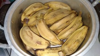 Enak dan Bergizi, Ini 10 Manfaat Pisang Rebus untuk Kesehatan
