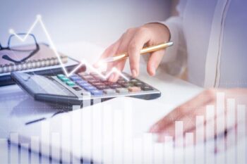 Pertumbuhan Ekonomi RI 2020 Minus 2,07 Persen, Lebih Baik dari Singapura Lho!