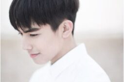 Wahai Kaum Pria, 8 Gaya Rambut Keren Ini Bisa Anda Coba